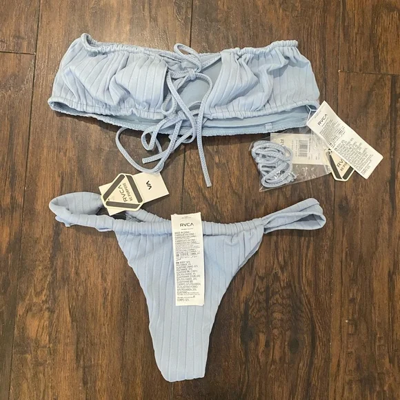RVCA baby blue bikini - Picture 5 of 6